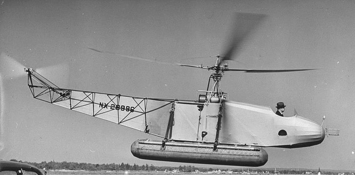 Первые вертолеты в мире. Первый вертолет Сикорского 1909. Вертолет амфибия Сикорского.